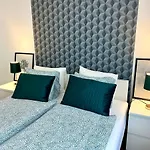 Lotus Apartments Corvin